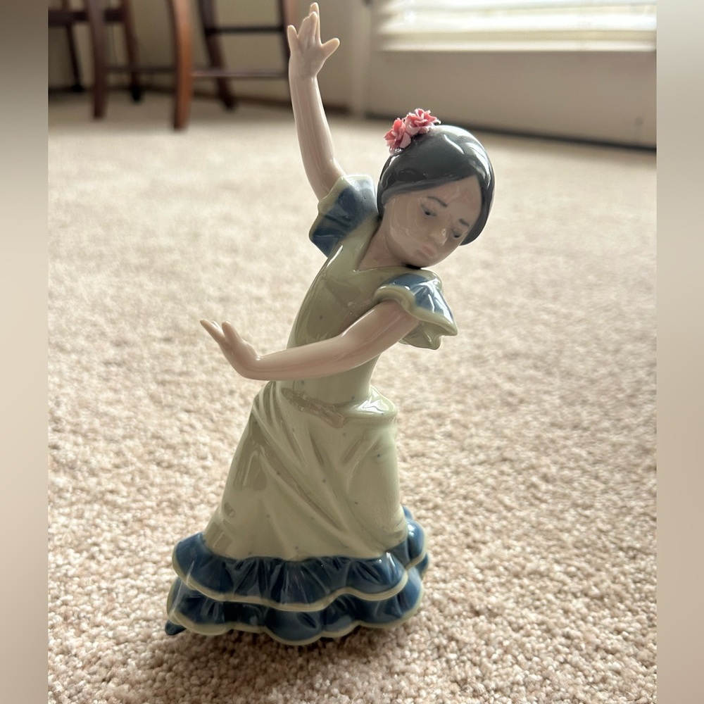 Lladro Lolita
